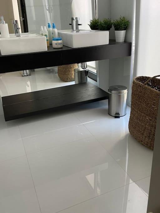 Fuzeta Stylish 1 Bedroom Apartment - Amazing Views Екстер'єр фото